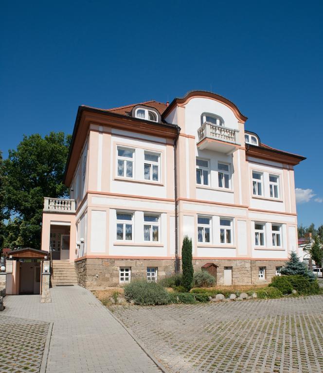 Hotel U Kaplicky Pisek  Exterior photo